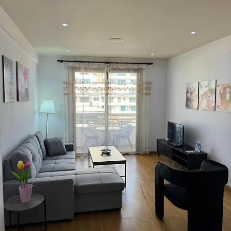 Appartement Ithaki Phinikoudes No. 205 *