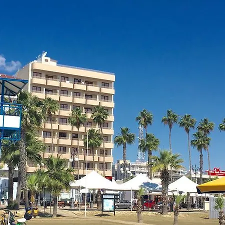 Appartement Ithaki Phinikoudes No. 205