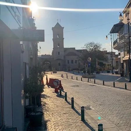 Ithaki Phinikoudes No. 205 Апартаменты