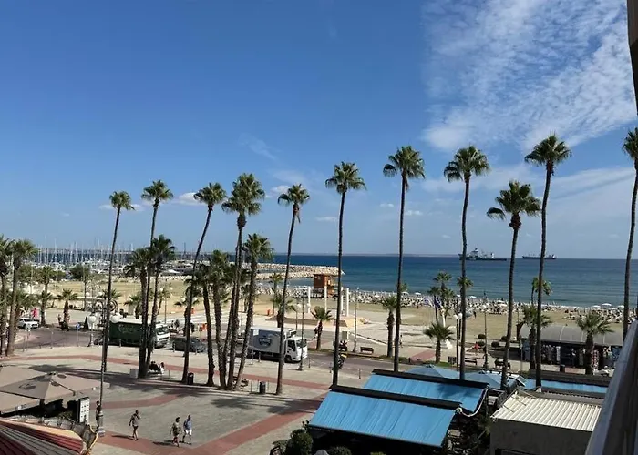 Ithaki Phinikoudes No. 205 Apartmán *