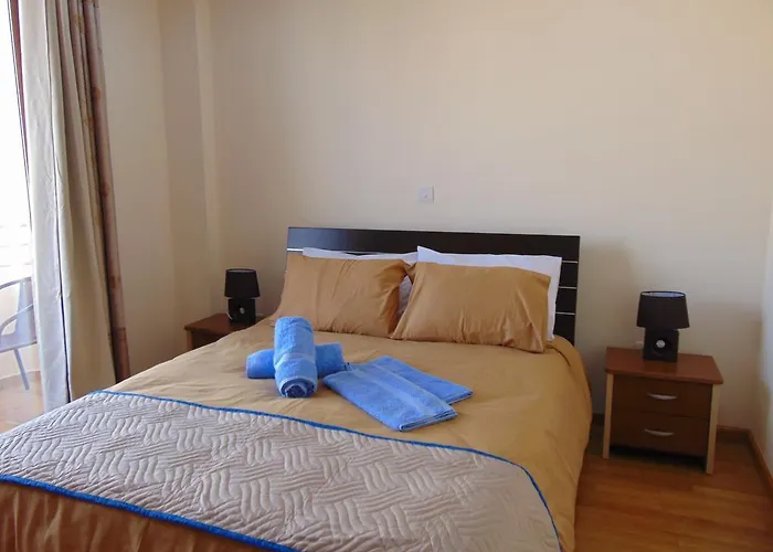 Apartment Ithaki Phinikoudes No. 205 *