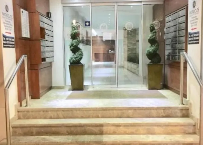 Apartmán Ithaki Phinikoudes No. 205 *