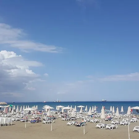 Ithaki Phinikoudes No. 205 *