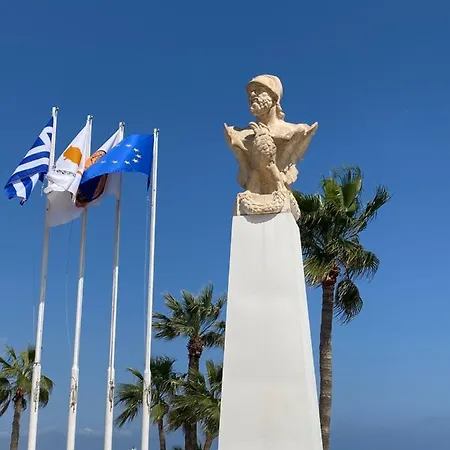 Ithaki Phinikoudes No. 205 * Larnaca