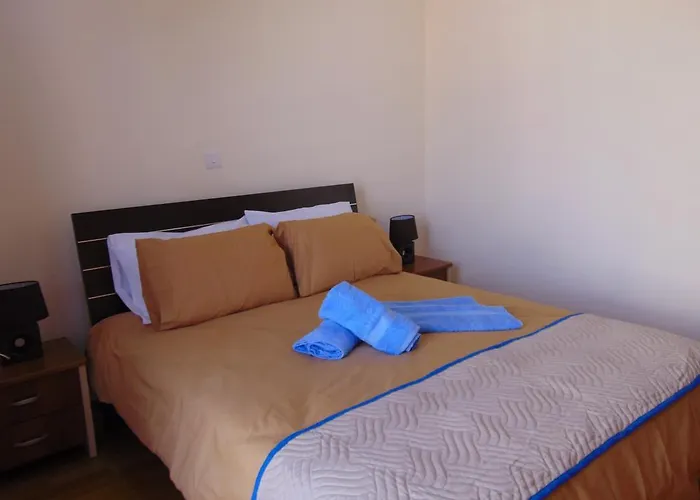 Apartment Ithaki Phinikoudes No. 205