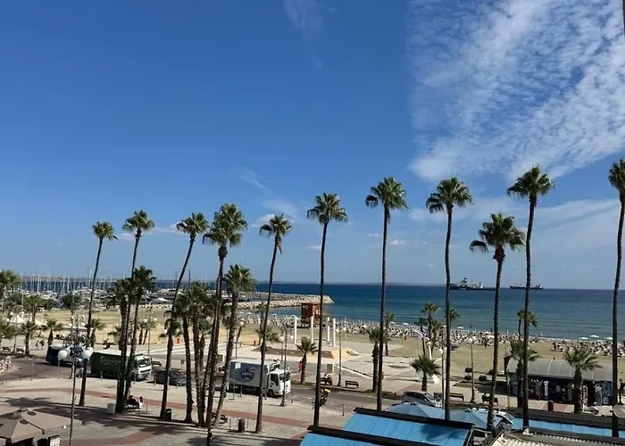 Apartment Ithaki Phinikoudes No. 205